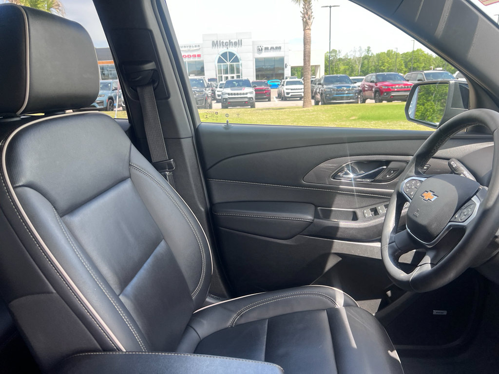 Used 2023 Chevrolet Traverse Premier w/ LPO, 'HIT The Road' Package FWD image 16