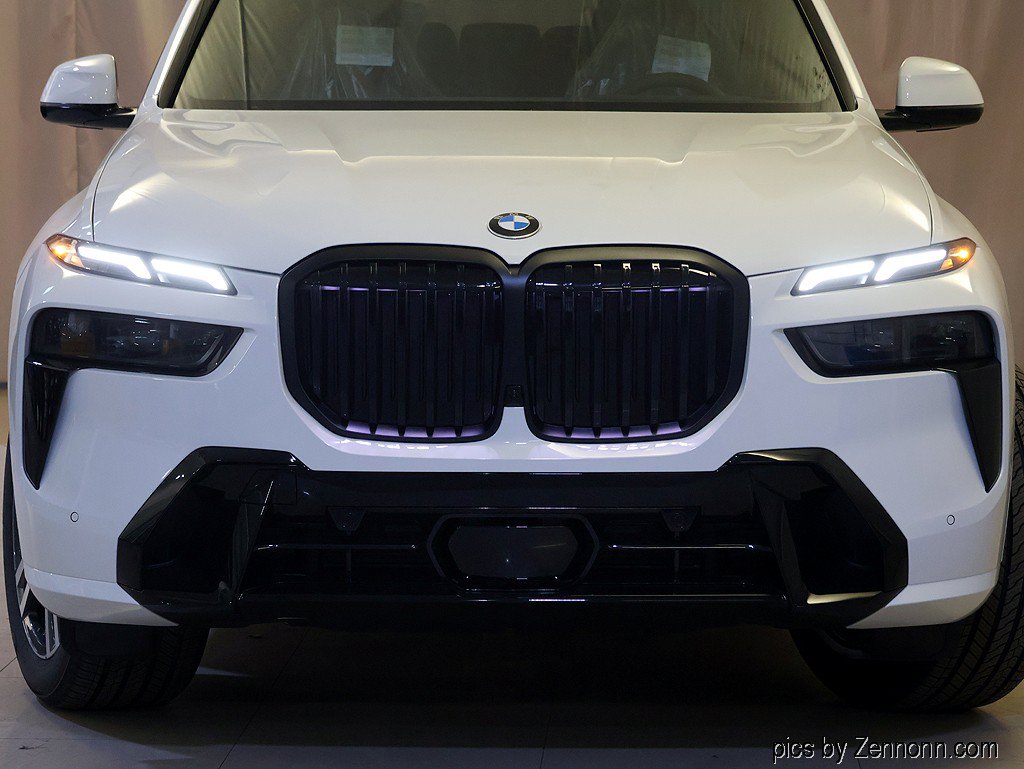 New 2027 BMW X7 xDrive40i w/ M Sport Package AWD/4WD image 6