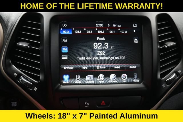 Used 2018 Jeep Cherokee Limited AWD/4WD image 23