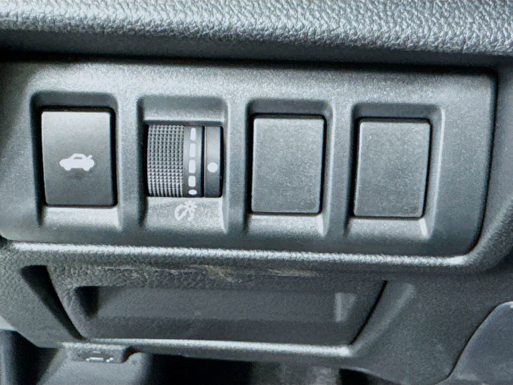 Used 2025 Subaru Legacy Premium image 14