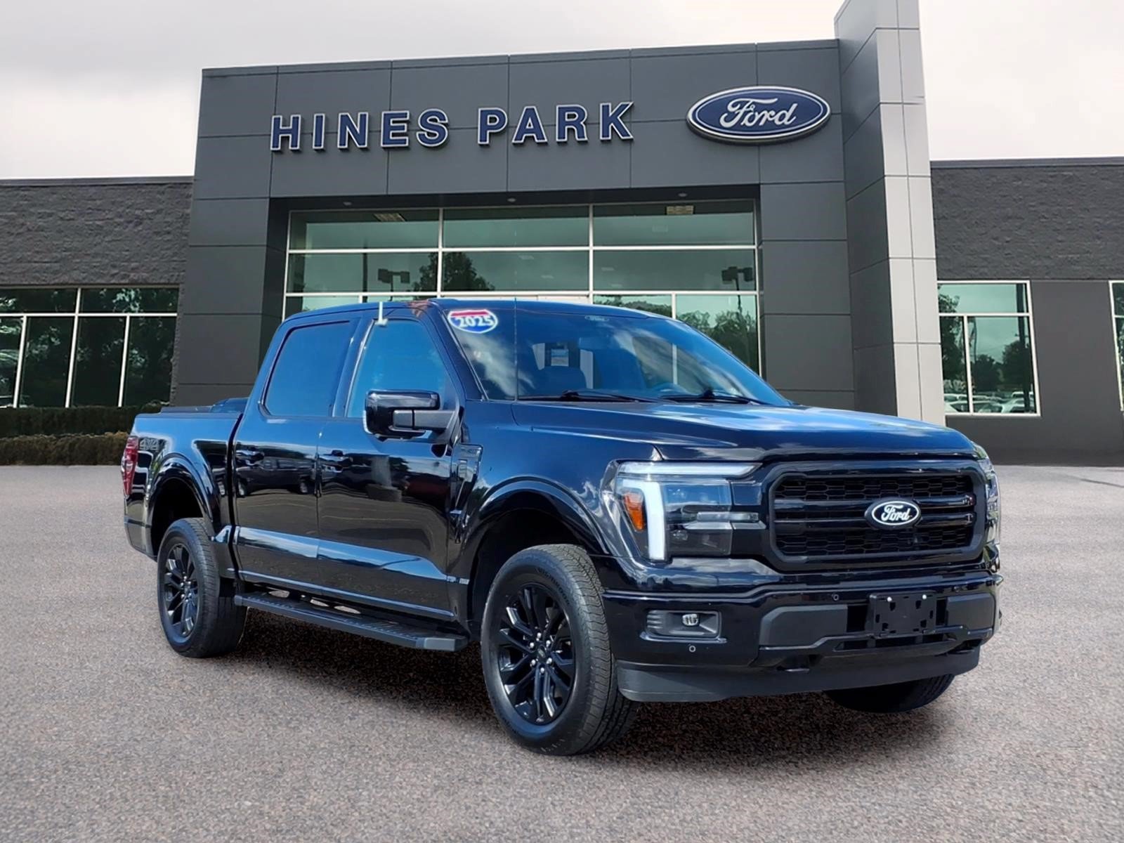 Certified 2025 Ford F150 Lariat AWD/4WD image 1
