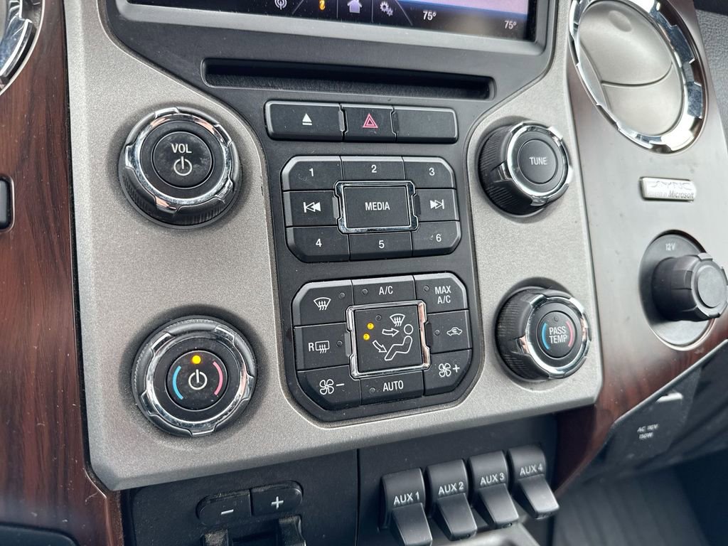 Used 2013 Ford F250 Lariat w/ Lariat Ultimate Pkg image 17