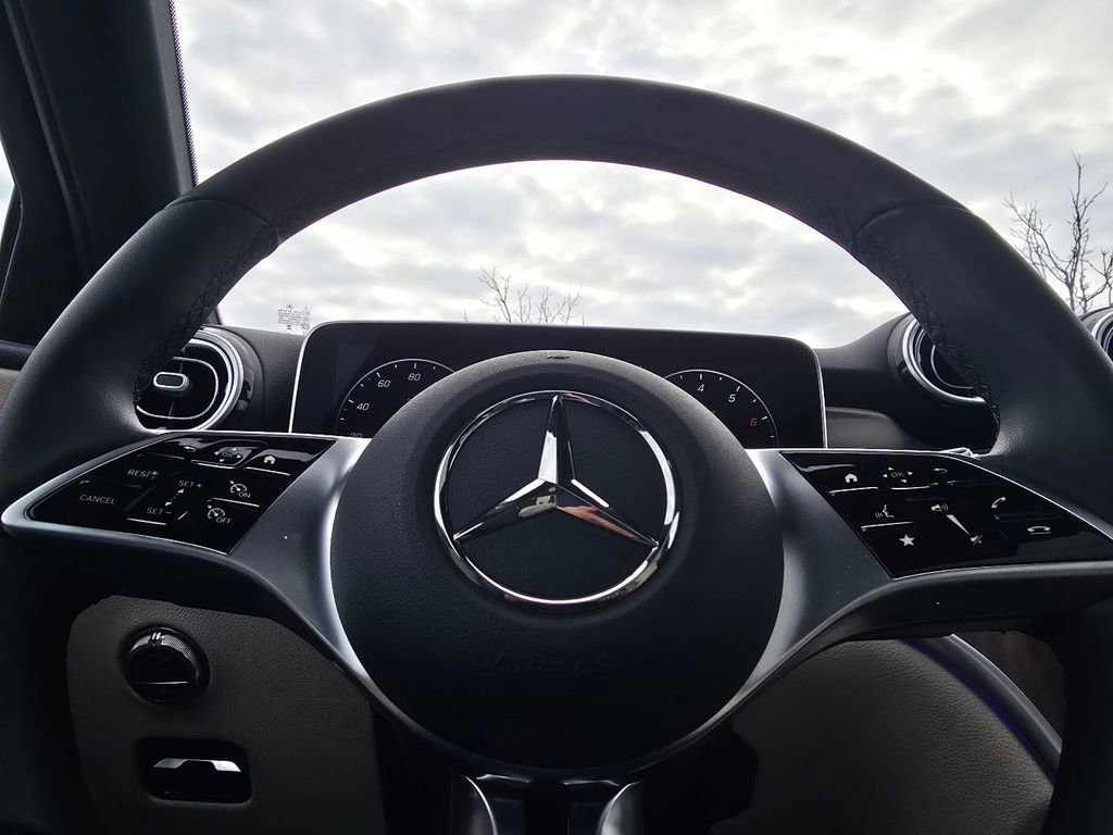 Certified 2026 Mercedes-Benz GLC 300 4MATIC image 29