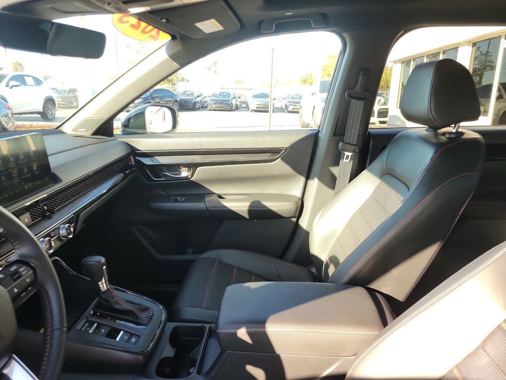 Used 2023 Honda CR-V Sport Touring image 18