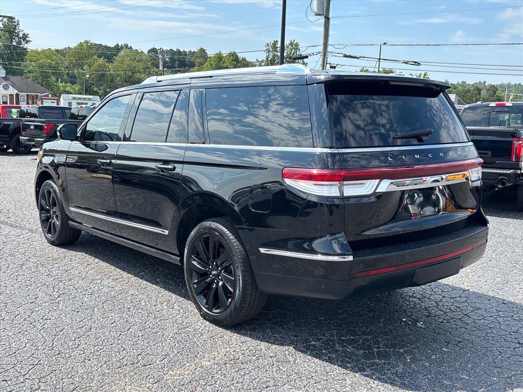 Used 2023 Lincoln Navigator L Reserve w/ Equipment Group 201A AWD/4WD image 5