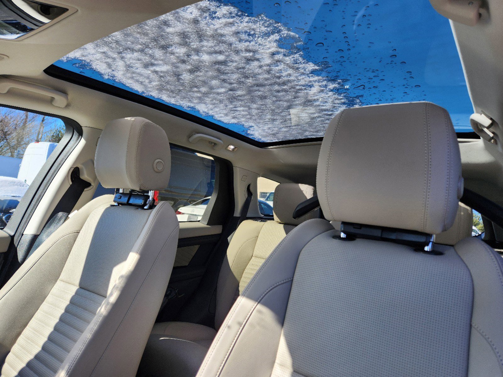 Certified 2024 Land Rover Discovery Sport S image 12