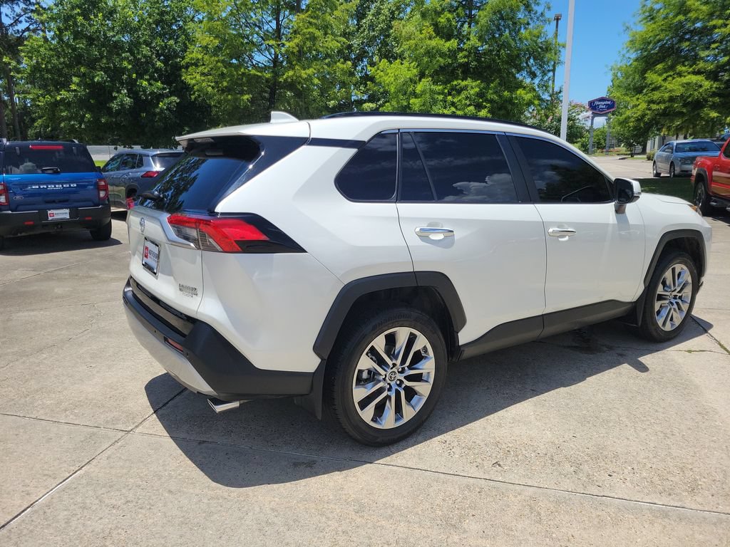 Certified 2019 Toyota RAV4 Limited w/ Advanced Technology Package FWD image 6