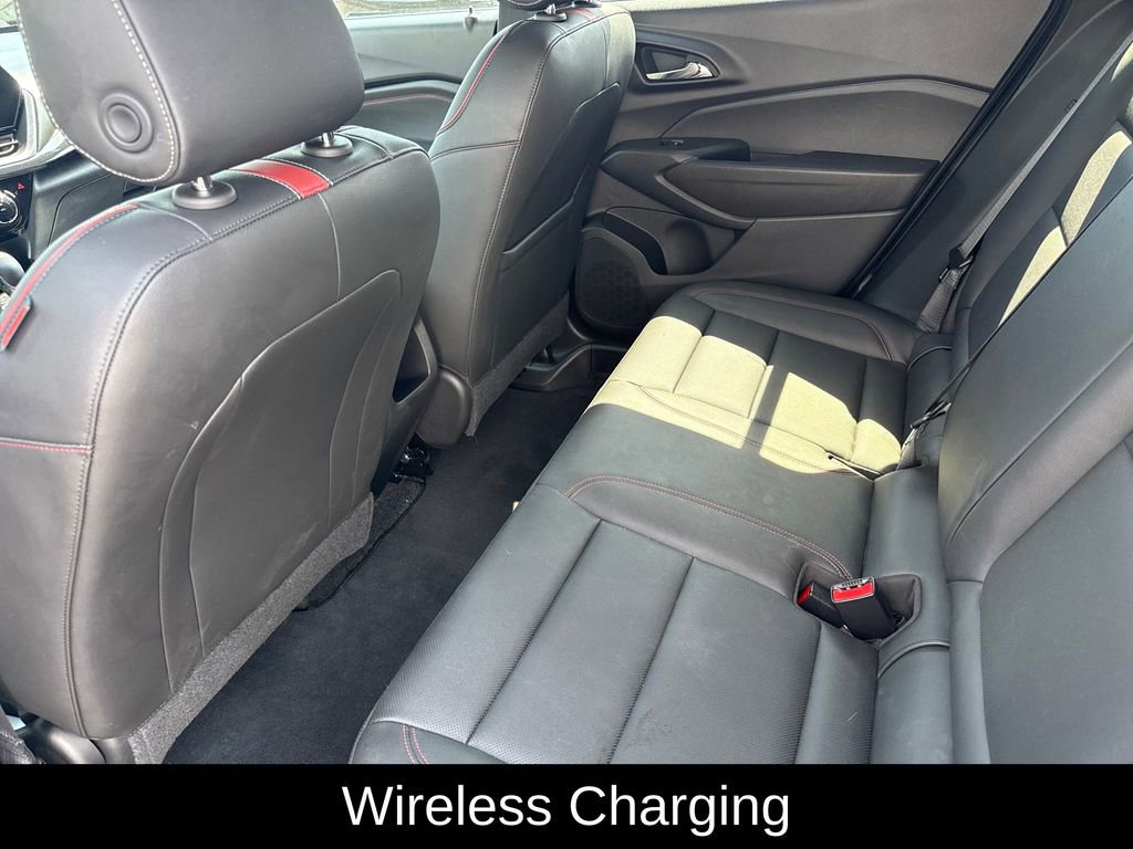 Used 2024 Chevrolet Trax RS w/ Sunroof Package image 15