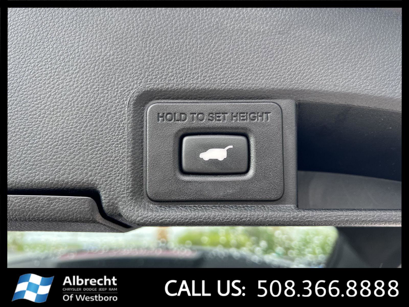 Used 2020 Acura RDX A-Spec AWD/4WD image 16