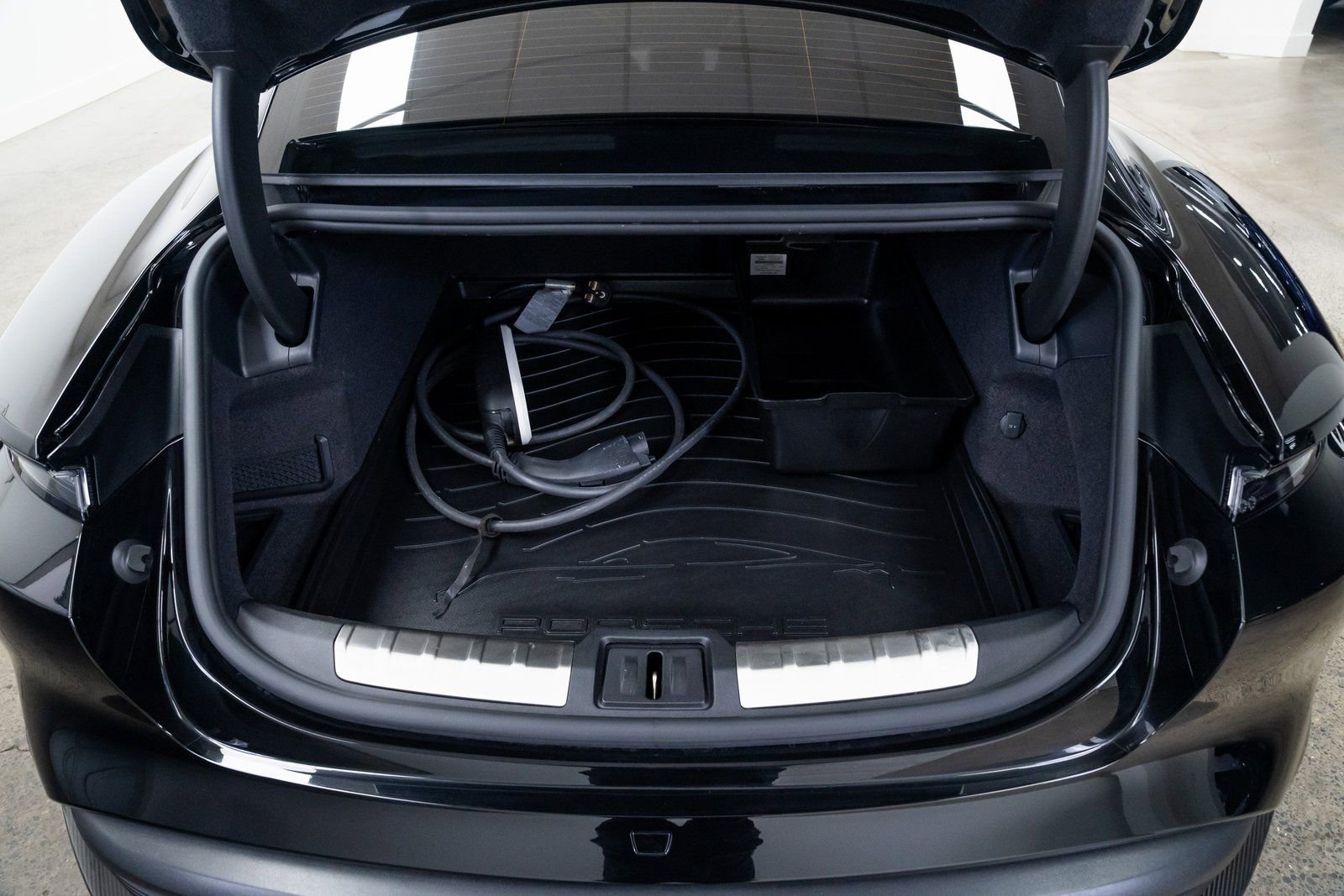 Used 2023 Porsche Taycan Turbo S image 8