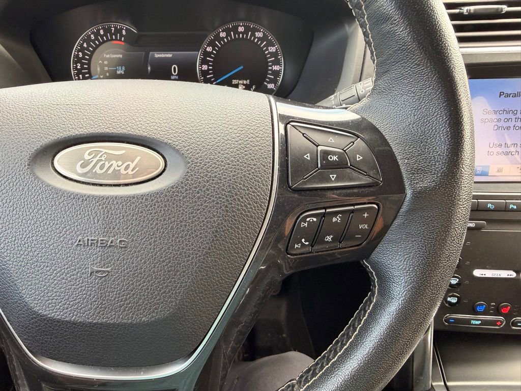 Used 2019 Ford Explorer Platinum AWD/4WD image 16