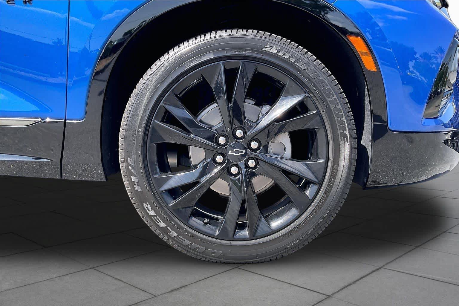 Used 2019 Chevrolet Blazer RS w/ Sun and Wheels Package FWD image 10