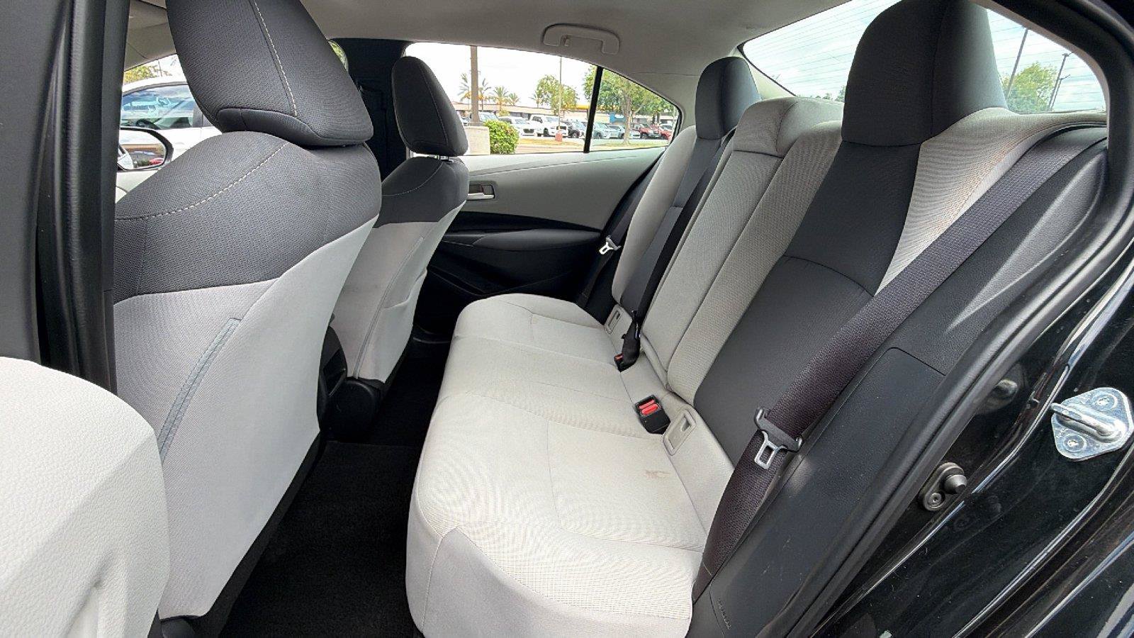 Used 2021 Toyota Corolla LE w/ Carpet Mat Package (TMS) FWD image 26