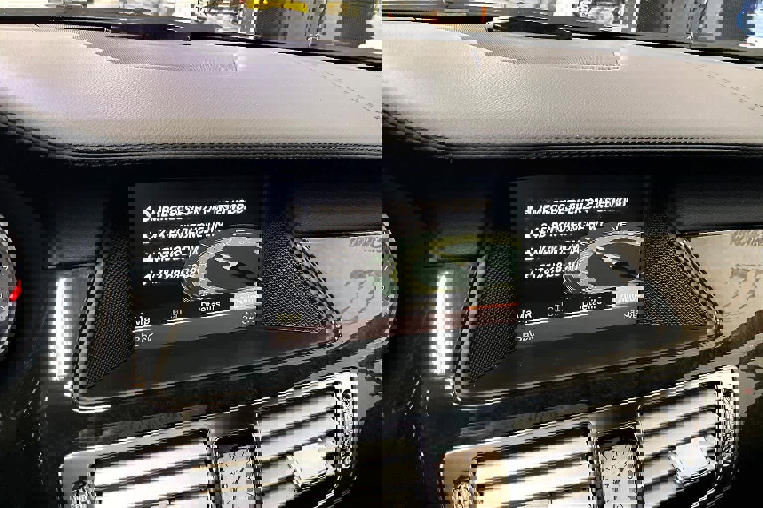 Used 2012 Mercedes-Benz CLS 550 image 27