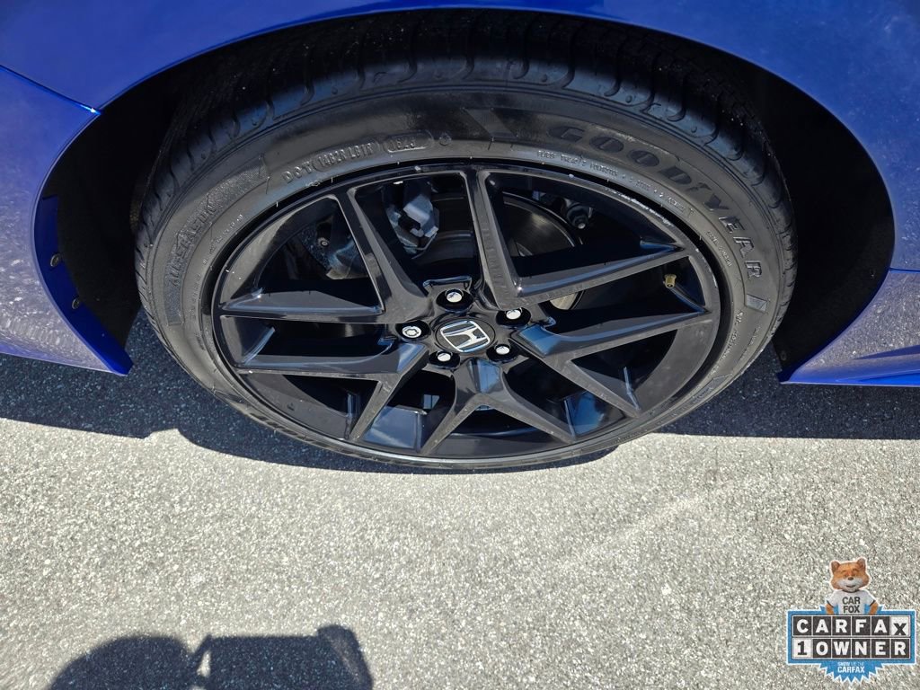 Used 2023 Honda Civic Sport image 11