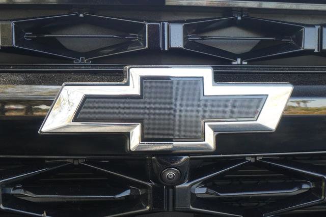 Used 2024 Chevrolet Traverse RS image 38