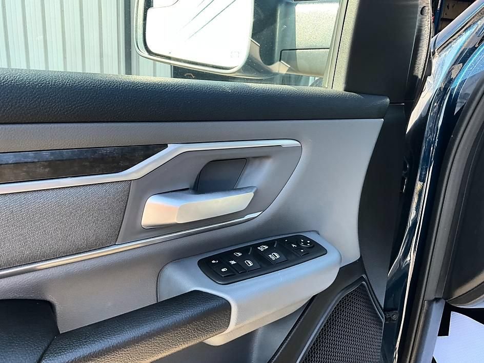 Used 2023 RAM 1500 Big Horn AWD/4WD image 13