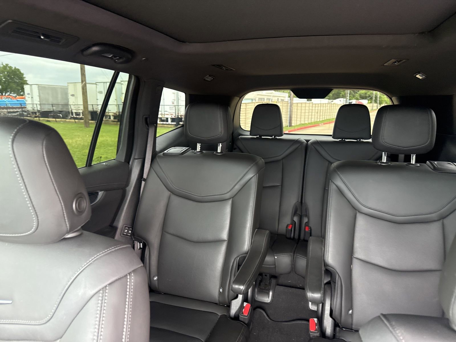 Used 2023 Cadillac XT6 Premium Luxury image 14