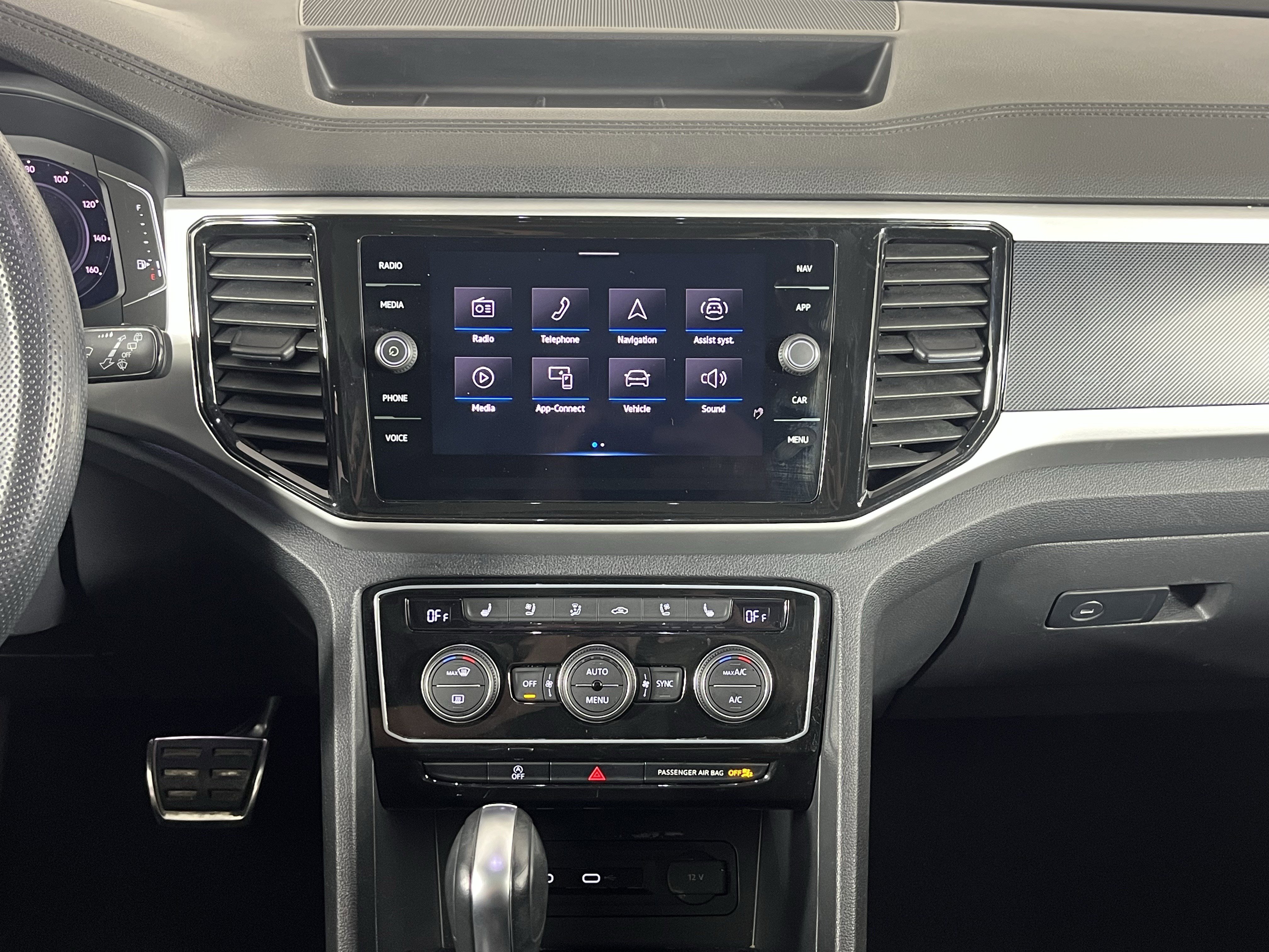 Used 2023 Volkswagen Atlas Cross Sport SEL Premium R-Line image 14