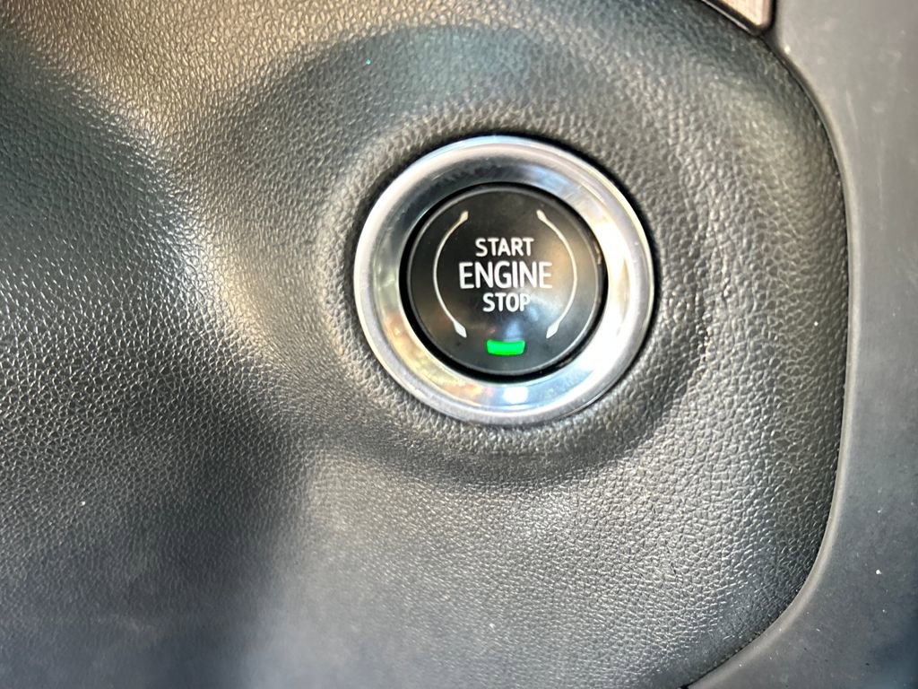 Used 2019 GMC Sierra 1500 AT4 w/ Off Road Performance Package image 17