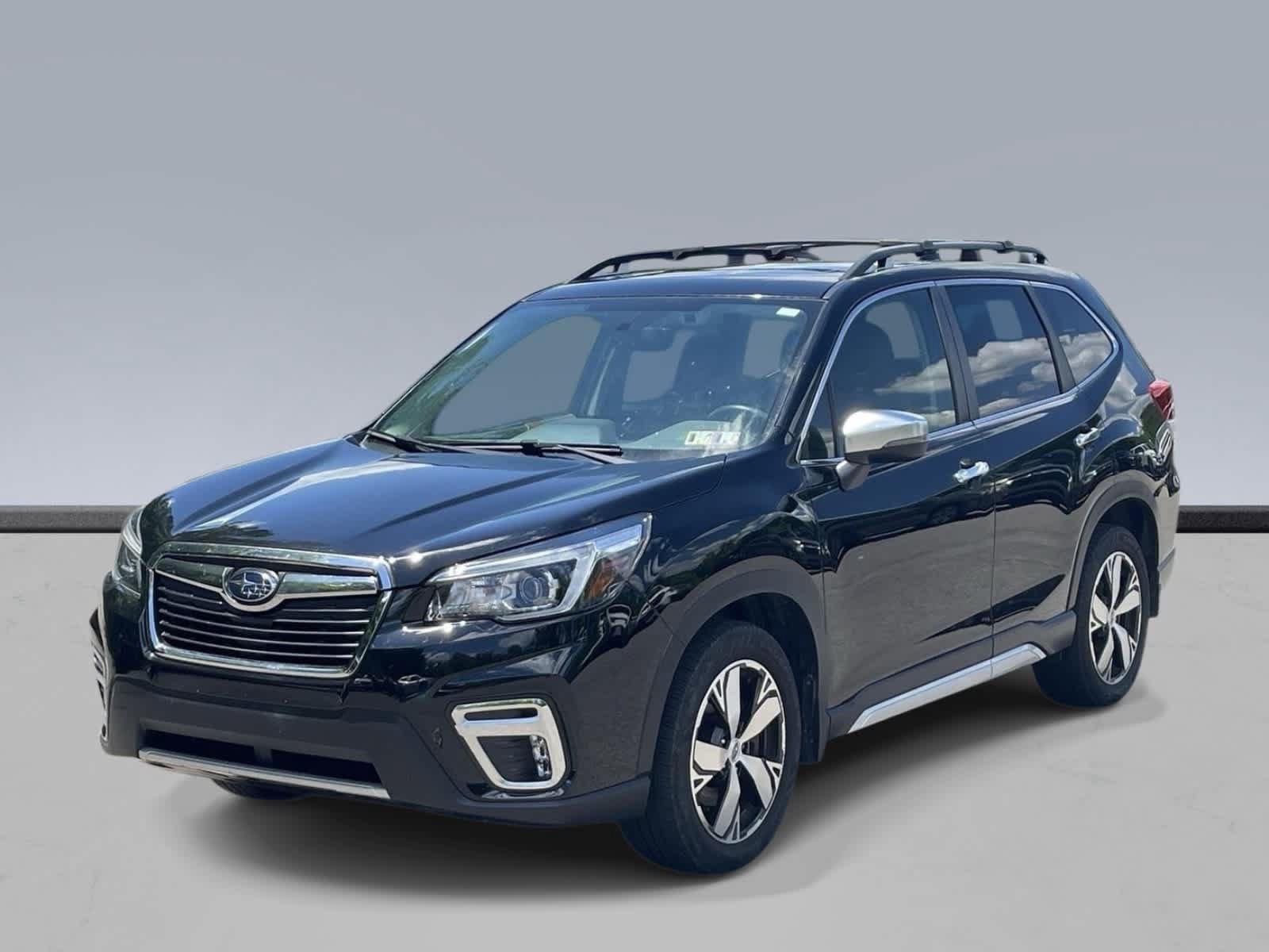 Used 2019 Subaru Forester Touring AWD/4WD image 1
