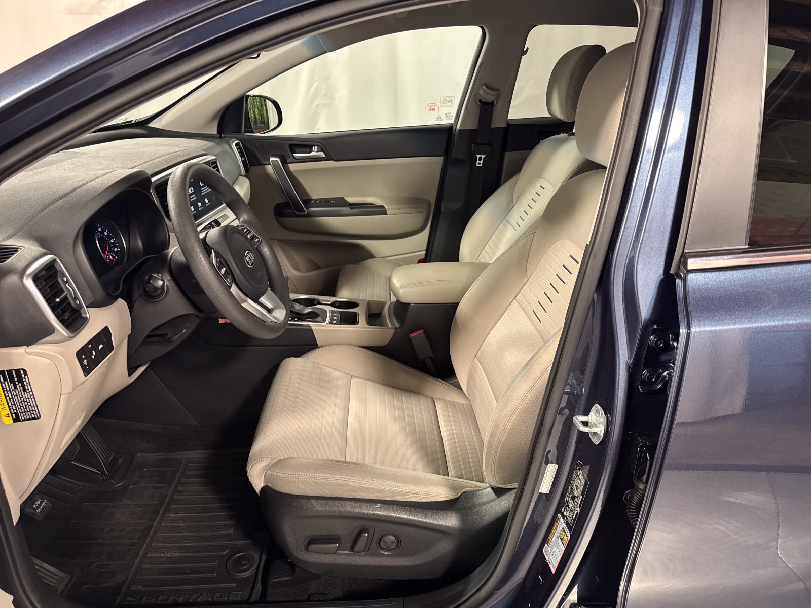 Certified 2021 Kia Sportage LX w/ LX AWD Popular Package image 3