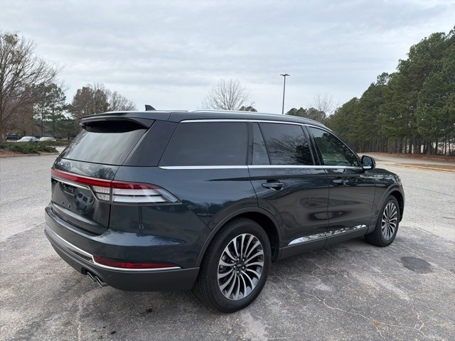 Used 2023 Lincoln Aviator Reserve w/ Elements Package Plus image 6