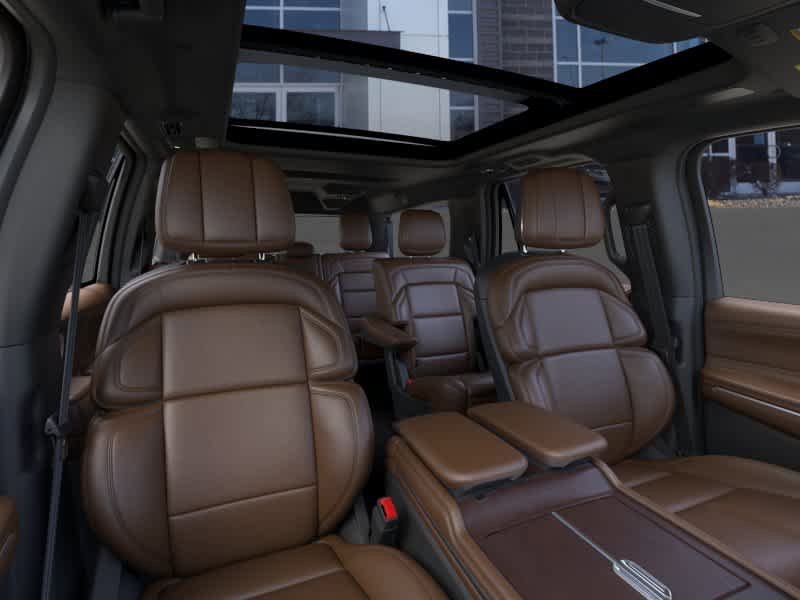 New 2026 Lincoln Navigator L Reserve AWD/4WD image 10