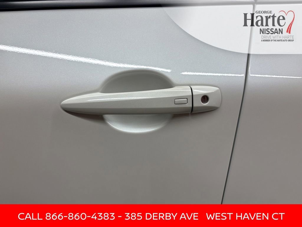 Certified 2023 Nissan Rogue SV image 42