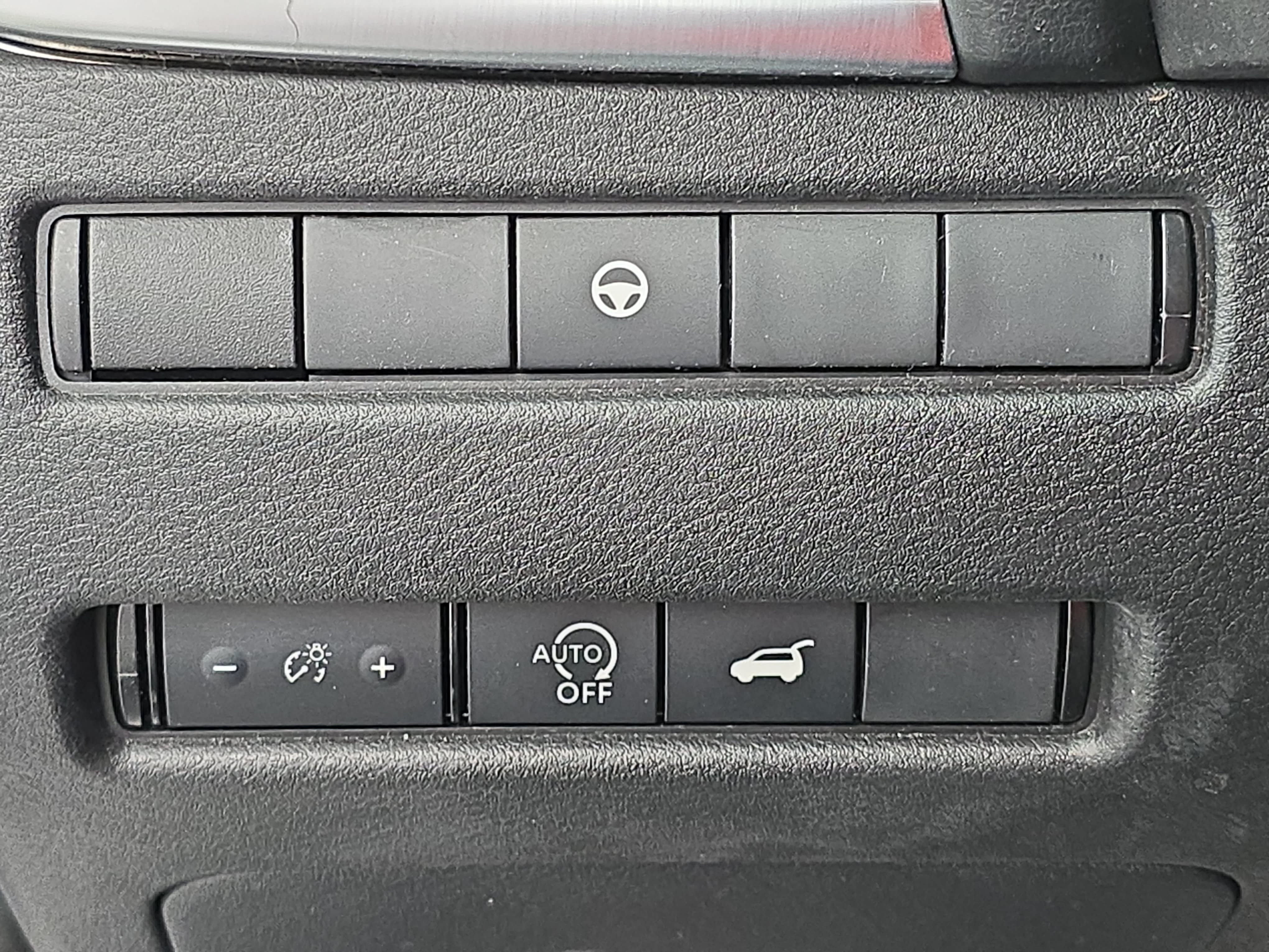 Certified 2023 Nissan Rogue SV w/ SV Premium B Package FWD image 25