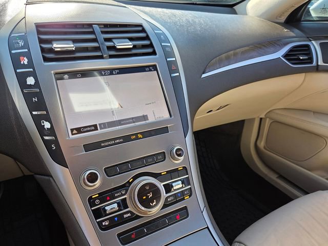 Used 2019 Lincoln MKZ Reserve FWD image 32