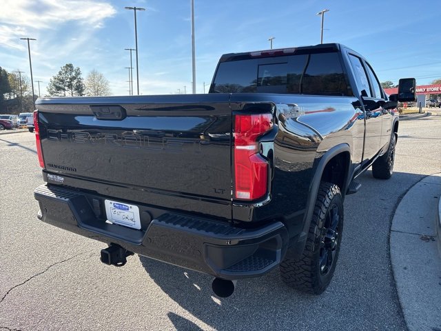 Used 2025 Chevrolet Silverado 2500 LT w/ Trail Boss Package image 8