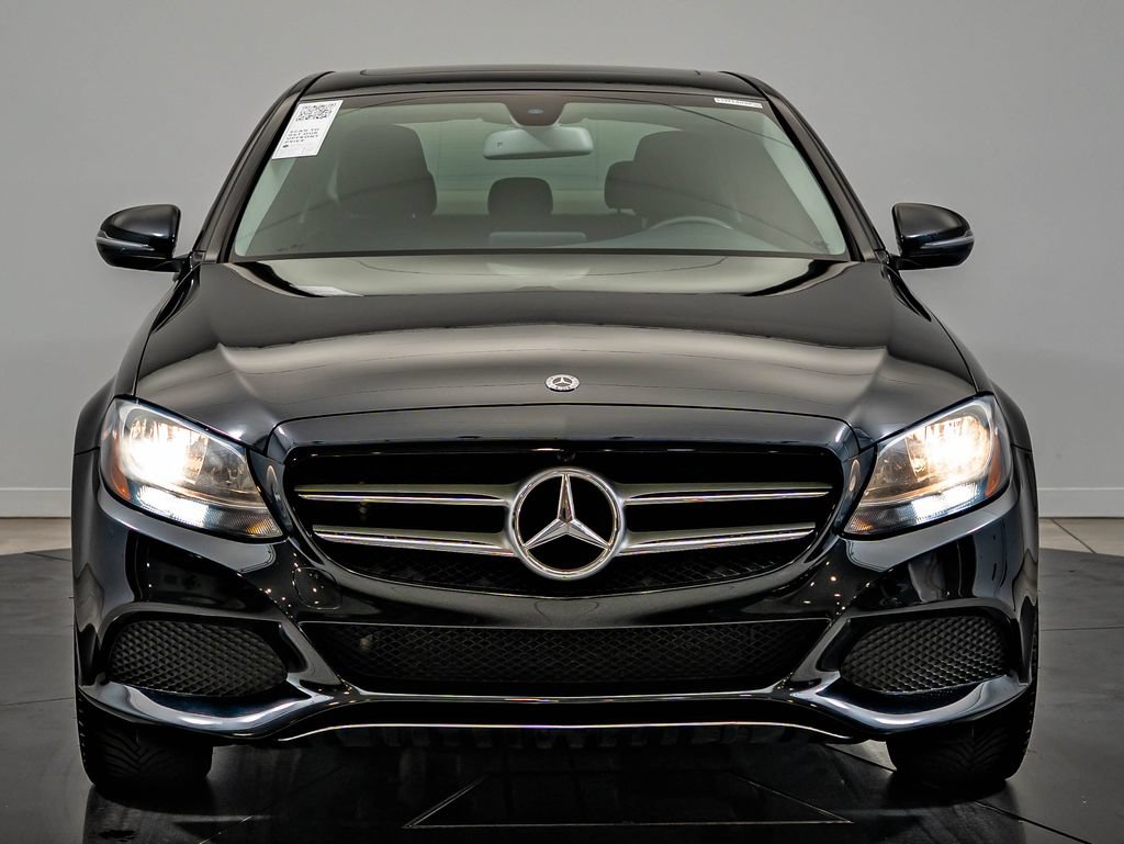 Used 2018 Mercedes-Benz C 300 4MATIC Sedan image 2