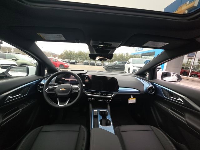 New 2026 Chevrolet Equinox EV LT image 14