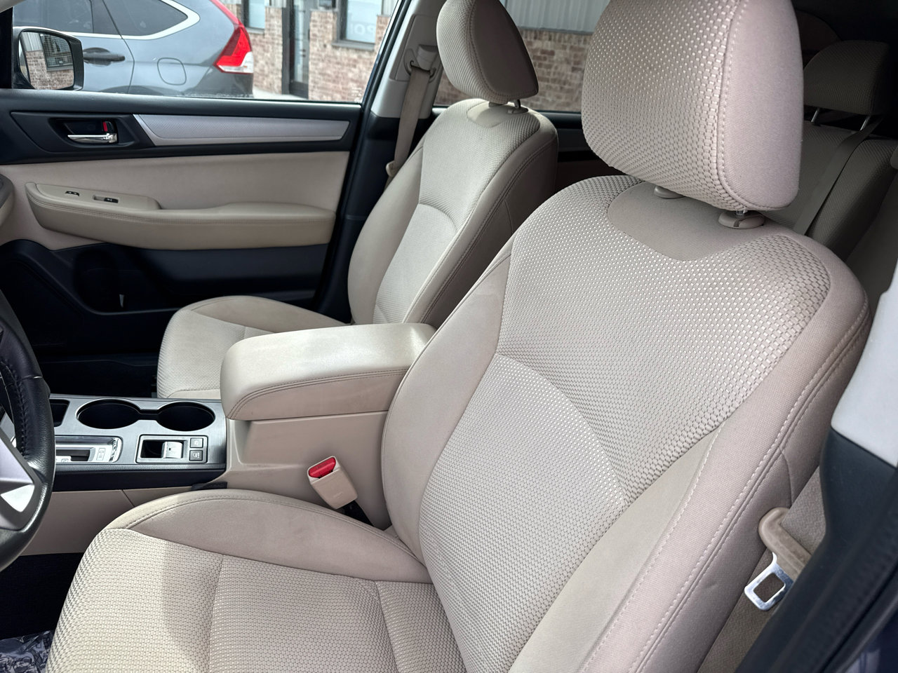 Used 2017 Subaru Outback 2.5i Premium image 29