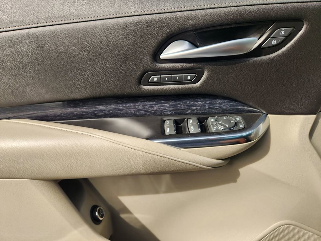 Certified 2023 Cadillac XT4 Premium Luxury w/ Cold Weather Package image 25