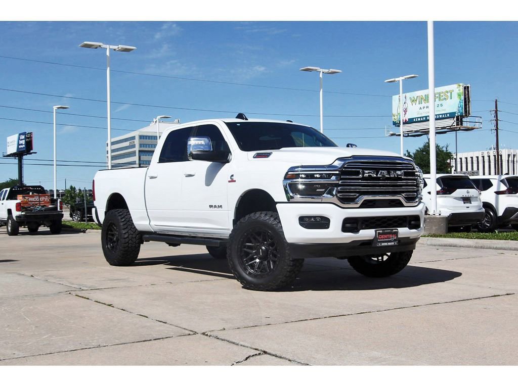 Used 2026 RAM 2500 Laramie AWD/4WD image 1