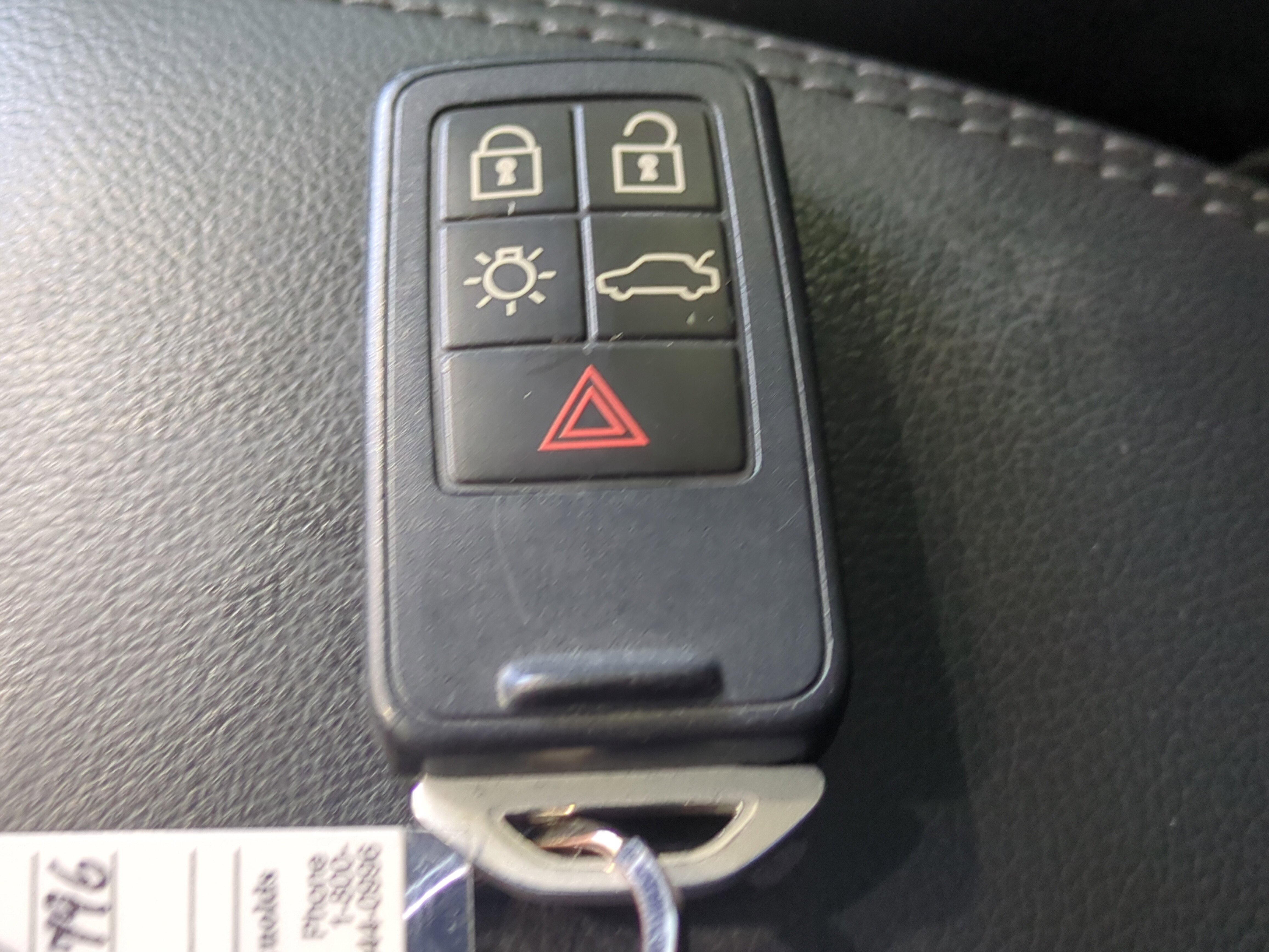 Used 2017 Volvo XC60 T5 Inscription w/ Preferred Option Package image 32