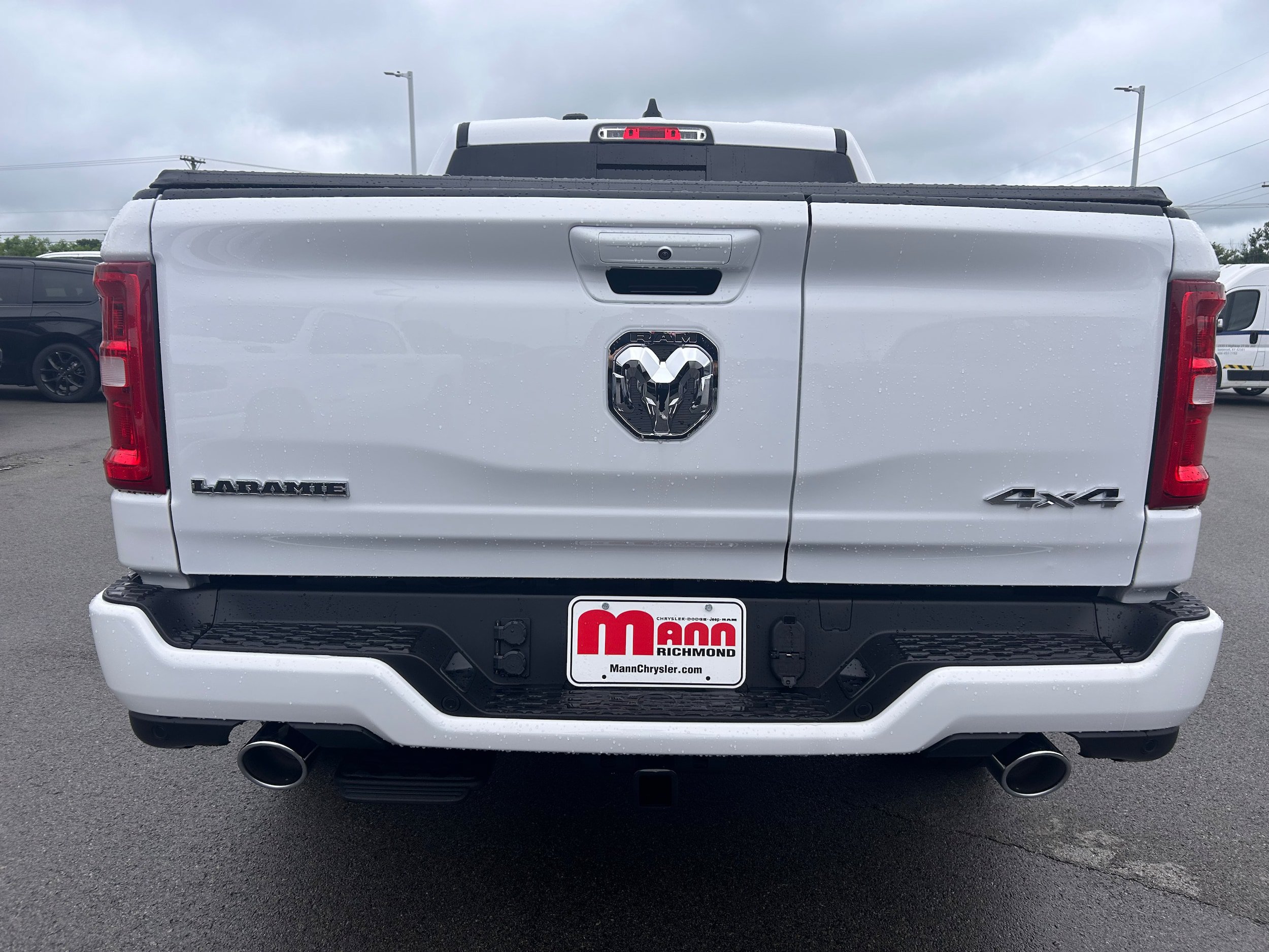 New 2026 RAM 1500 Laramie w/ Advanced Safety Group II AWD/4WD image 4