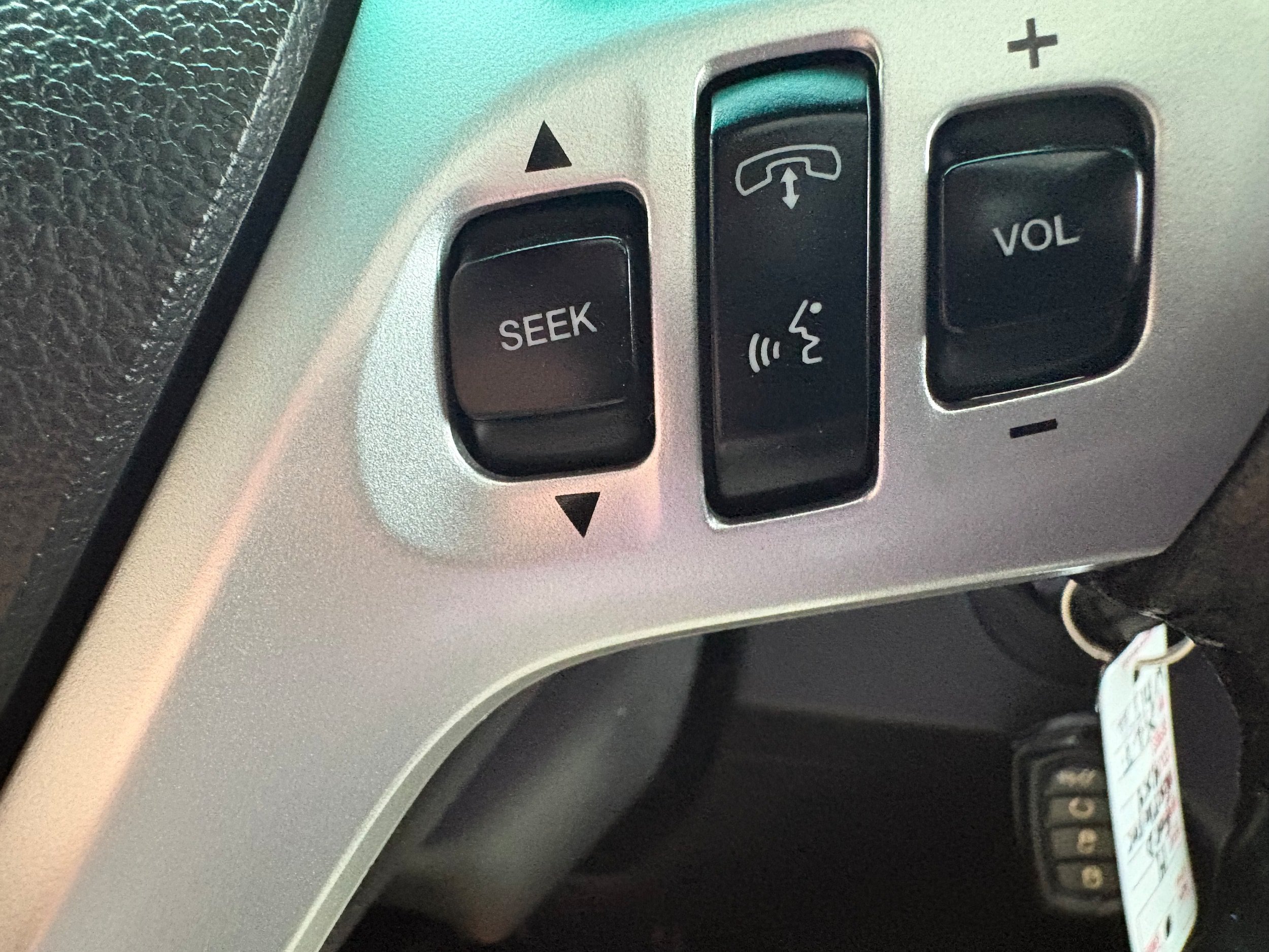 Used 2014 Ford Explorer XLT w/ Equipment Group 202A AWD/4WD image 55
