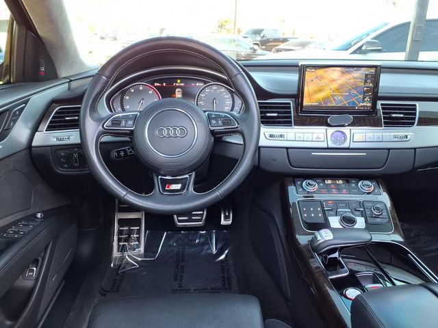 Used 2014 Audi S8 image 10