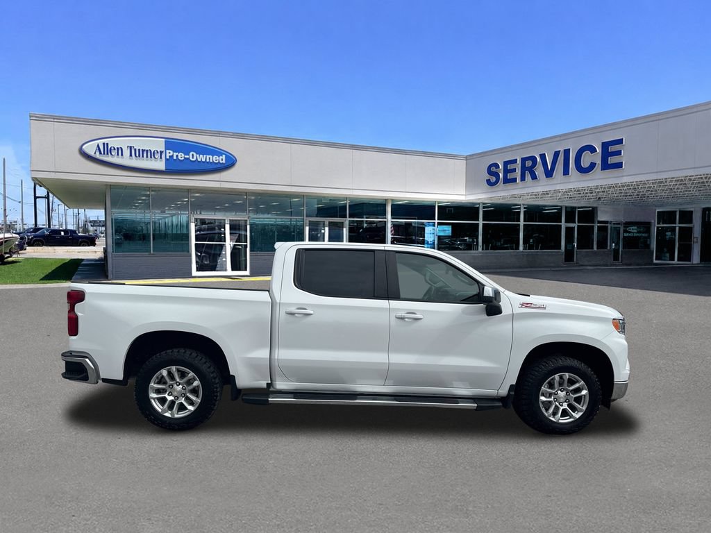 Used 2025 Chevrolet Silverado 1500 LT AWD/4WD image 7