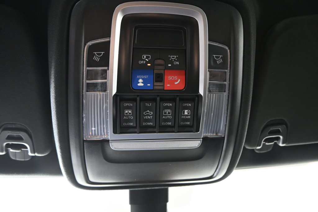Used 2023 RAM 1500 Big Horn AWD/4WD image 33