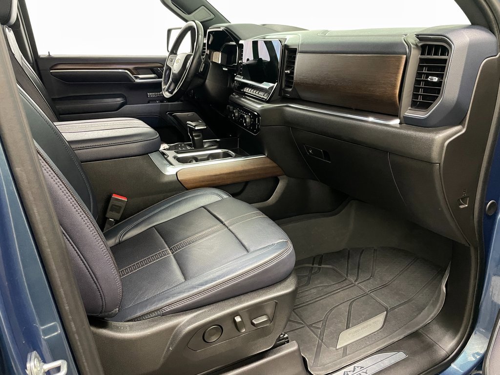 Certified 2024 Chevrolet Silverado 1500 High Country w/ High Country Premium Package image 44
