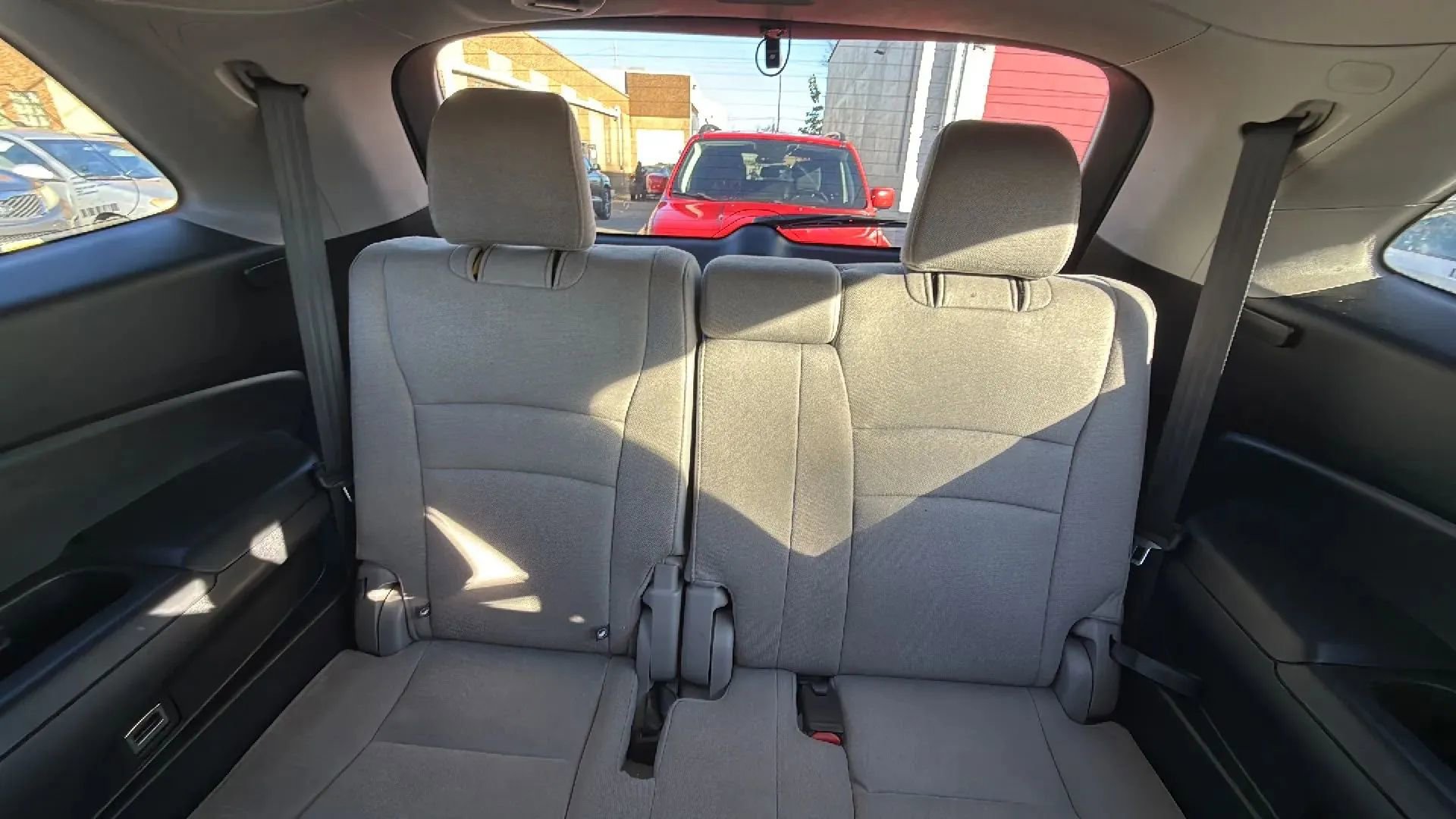 Used 2018 Honda Pilot LX image 29