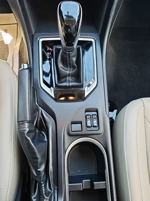 Used 2017 Subaru Impreza 2.0i Limited w/ Moonroof/BSD & Rcta/Eyesight AWD/4WD image 22