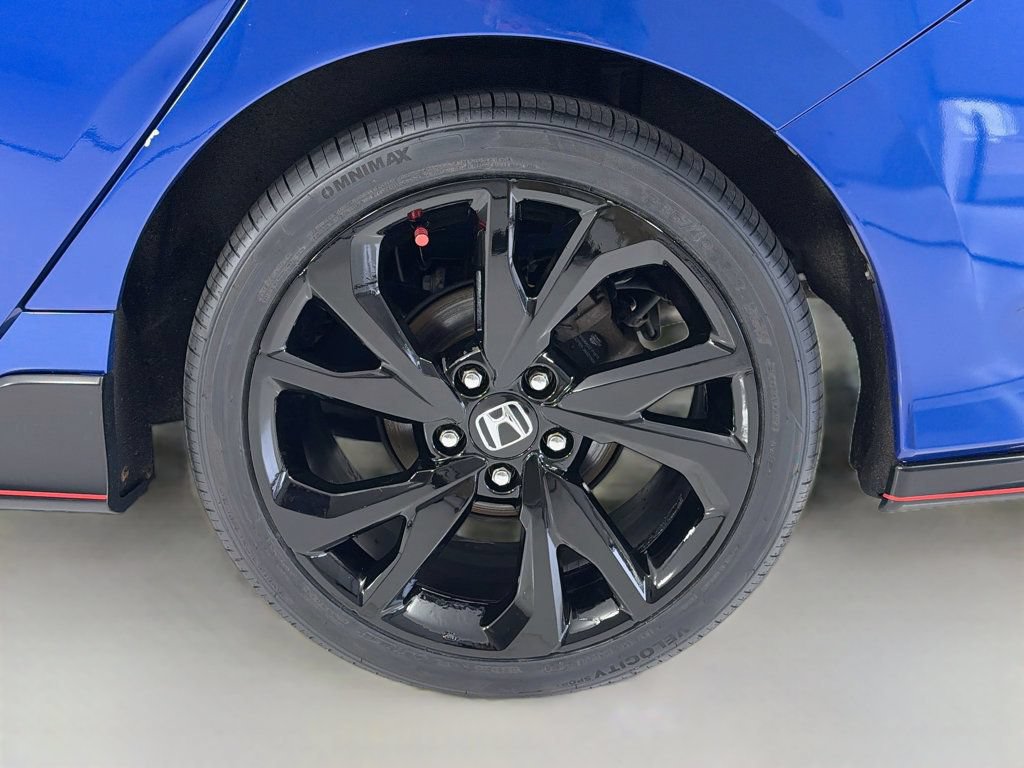 Used 2018 Honda Civic Sport image 29