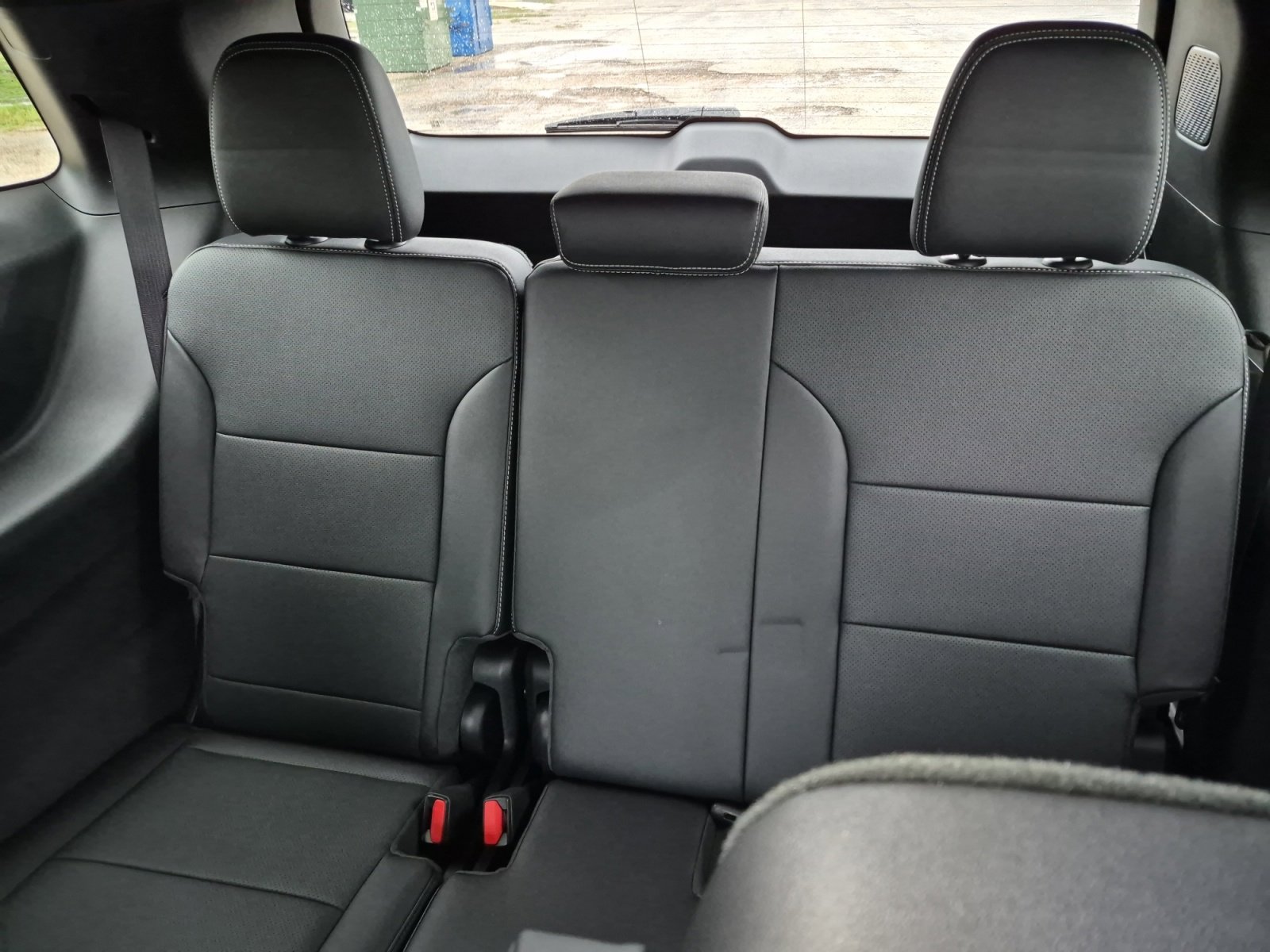 Used 2025 Chevrolet Traverse LT w/ Sun and Wheel Package FWD image 25
