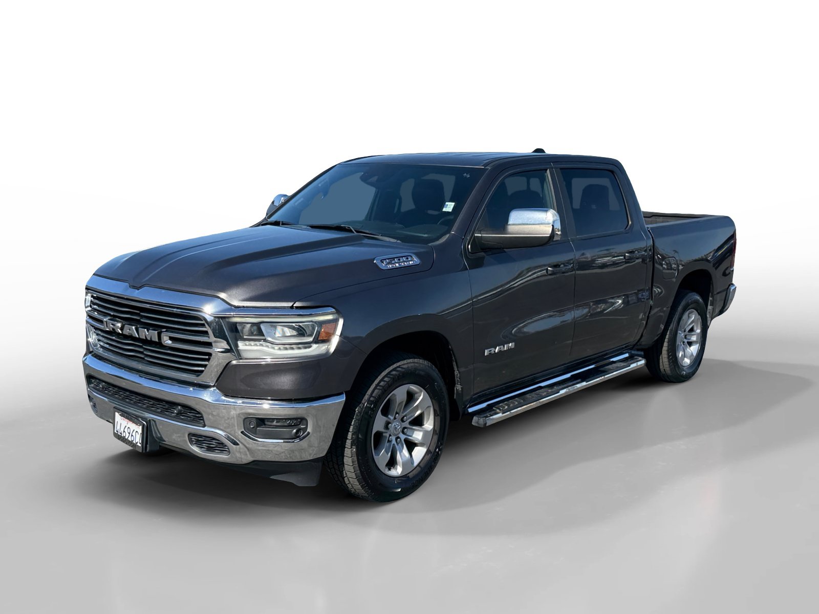 Used 2023 RAM 1500 Laramie AWD/4WD image 1