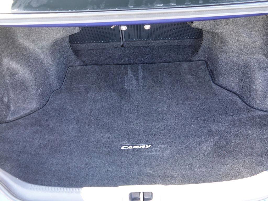 Used 2015 Toyota Camry XSE w/ Moonroof Package image 25